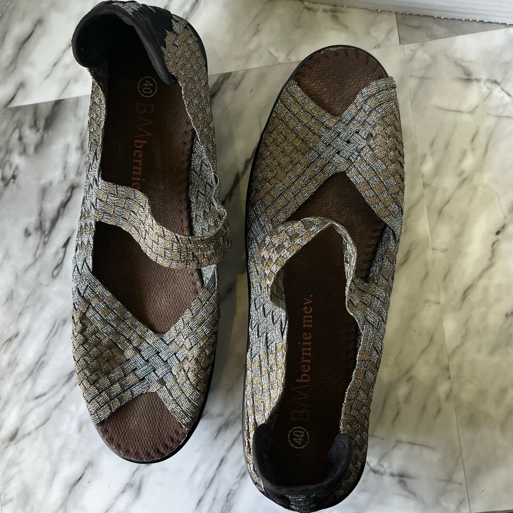 Bernie Mev Lulia open toe wedge heel peep toe woven shoes women’s size 10 - Picture 4 of 10